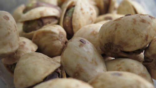 Pistachios with Garlic